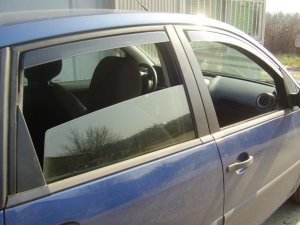 Ford Fiesta légterelő szett első + hátsó ablakra, 4db