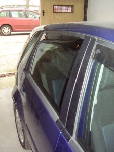 Ford Fiesta légterelő szett első + hátsó ablakra, 4db