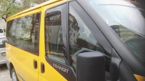 Ford Transit légterelő pár első ablakra, 2db