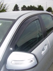 Mercedes C-Class légterelő pár első ablakra, 2db