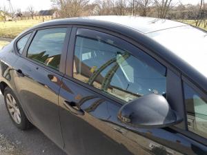 Opel Astra J légterelő pár első ablakra, 2db