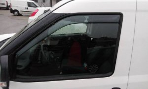 Opel Combo D légterelő pár első ablakra, 2db