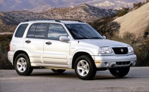 Suzuki Grand Vitara légterelő pár első ablakra, 2db