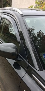 Suzuki Vitara légterelő pár első ablakra, 2db