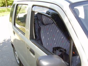 Suzuki Wagon R+ légterelő pár első ablakra, 2db